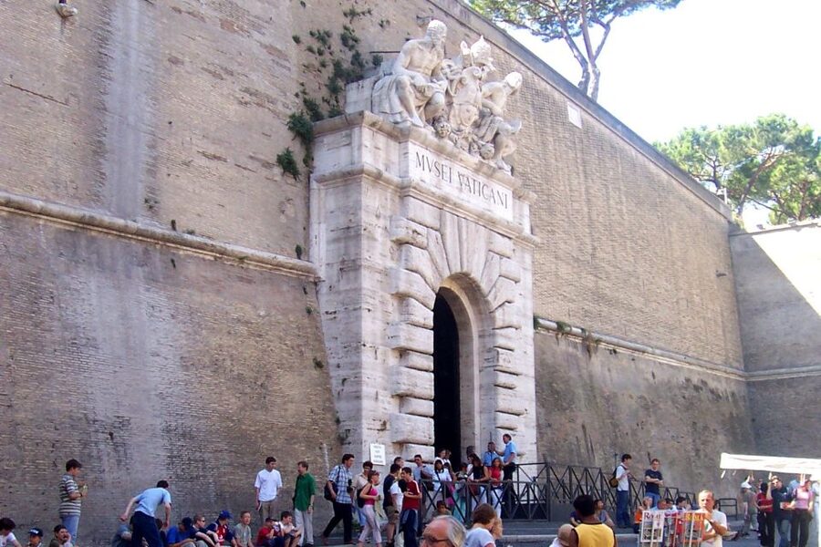 Rome: Vatican Museums and Sistine Chapel Small Group Tour - Who should book this Vatican tour?