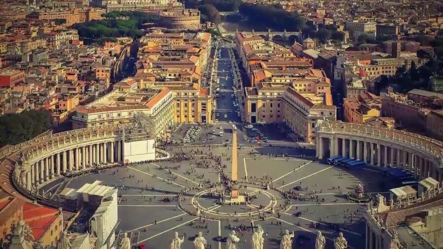 Rome: Vatican Museums and Sistine Chapel Tour with Ticket - Belvedere Courtyards and the Vatican setting