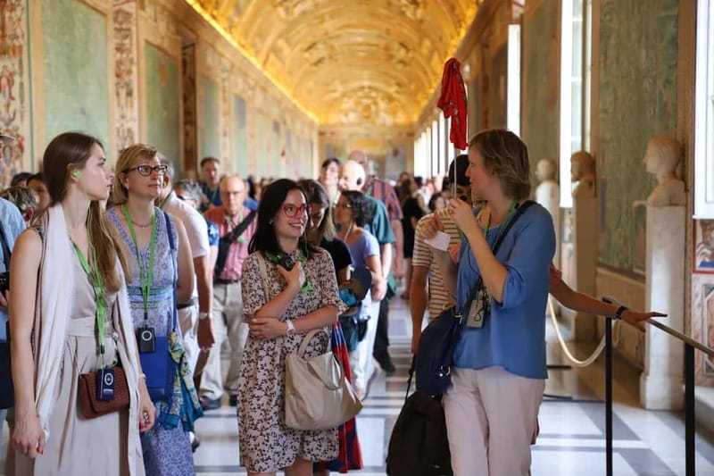 Rome: Vatican Museums and St Peter's Basilica Guided Tour - The Belvedere Courtyard and Laocoön