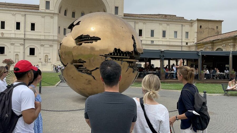 Rome: Vatican Museums, Sistine, and St. Peter's Private Tour - Crowds, security, and what to wear