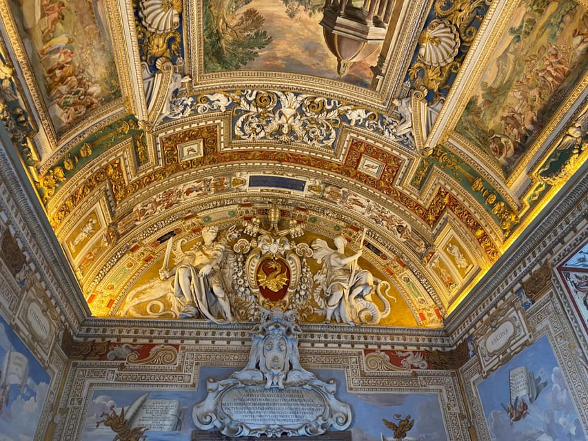 Rome: Vatican Museums & Sistine Chapel Entrance and Tour - What the guide adds to a two-hour visit