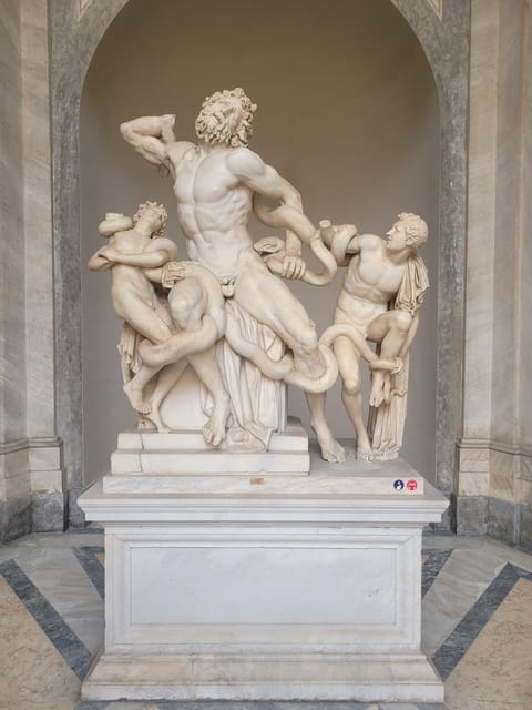 Rome: Vatican Museums & Sistine Chapel Entrance and Tour - Meeting at the City Rome Tours office
