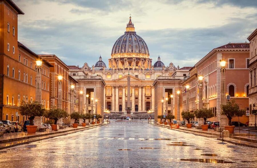 Rome: Vatican Museums & Sistine Chapel Entry Ticket - Ancient sculpture, Egyptian objects, and Renaissance painting