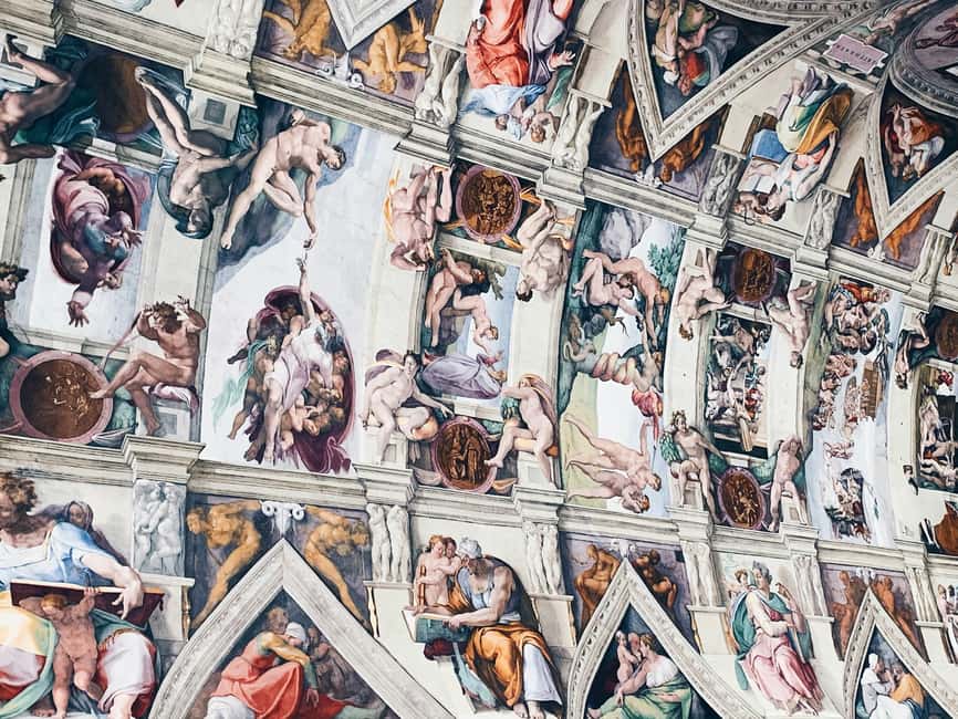 Rome: Vatican Museums & Sistine Chapel Entry with Audio App - What the optional Rome walking experience adds