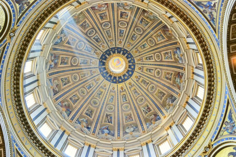 Rome: Vatican Museums & Sistine Chapel Guided Tour - How the guides affect the experience