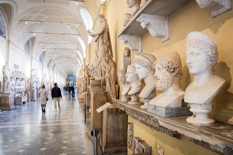Rome: Vatican Museums & Sistine Chapel Private Evening Tour - Why an evening visit changes the Vatican experience
