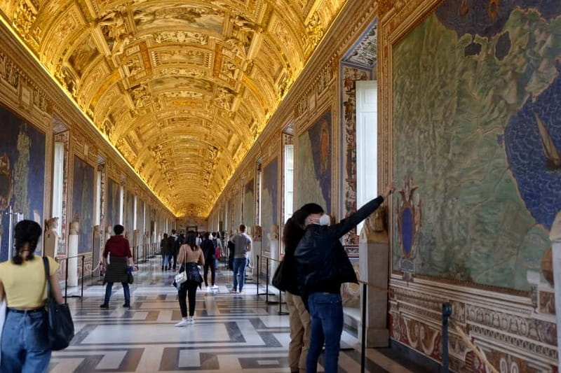 Rome: Vatican Museums & Sistine Chapel Skip-the-Line Tour - Pio Clementino Museum and Laocoön