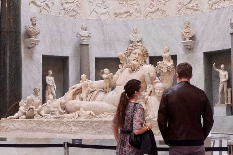 Rome: Vatican Museums & Sistine Chapel Skip-the-Line Tour - Raphael’s Rooms and Renaissance ambition