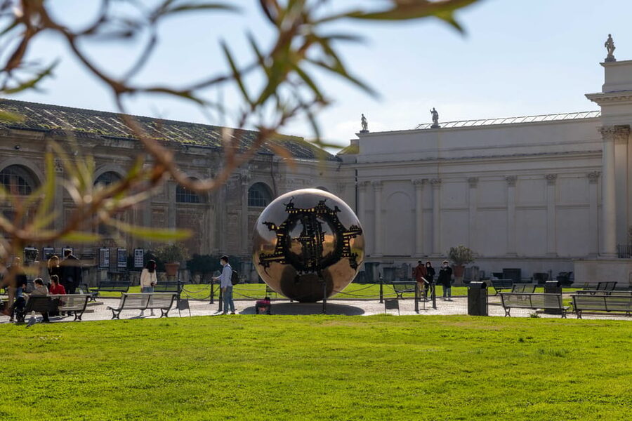 Rome: Vatican Museums & Sistine Chapel Ticket with Host - Key points to know before booking
