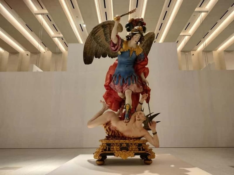 Royal Palace + Royal Collections Gallery Guided Tour - Price, flexibility, and practical details