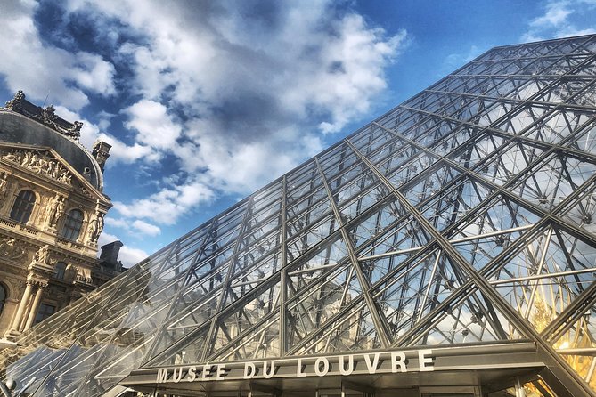 Secrets & Scandals of the Louvre - Limited to 6 Guests - A two-and-a-half-hour route through the Louvre