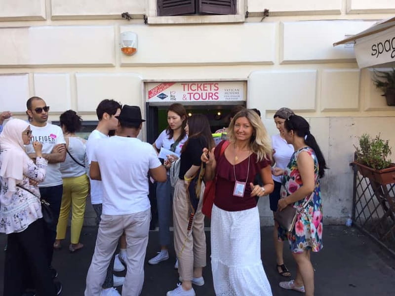 Semiprivate Guided Tour of Vatican Museums & Sistine Chapel - Gallery of Maps and the museum route