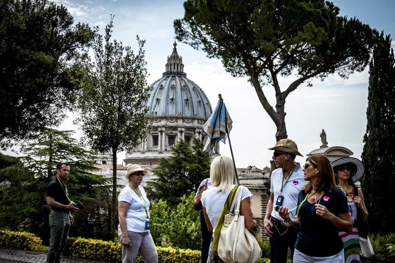 Semiprivate Guided Tour of Vatican Museums & Sistine Chapel - Getting to the Vatican Museums