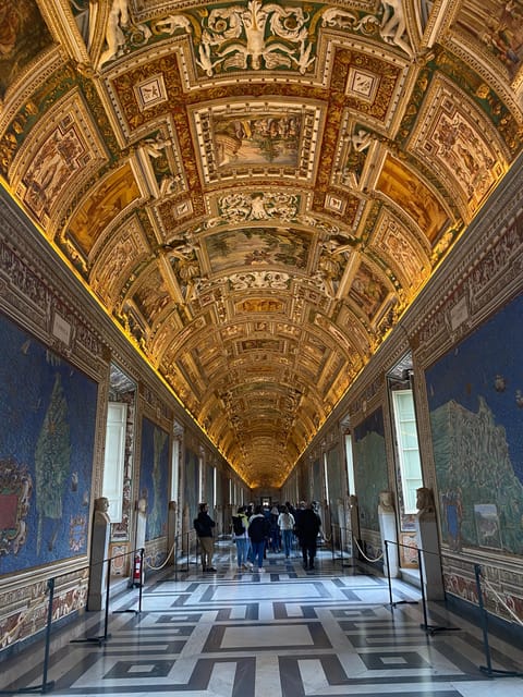 Sistine Chapel, Vatican Museums Tour & Entry to St Peter's - The underground Papal tombs