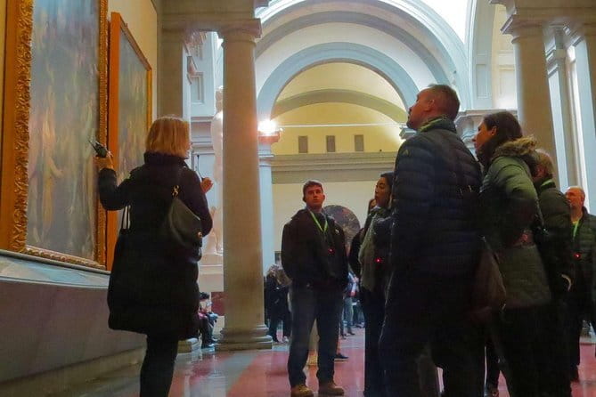 Skip-the-Line Accademia Guided Visit: David Secrets and Beyond - The Timed Entry Advantage