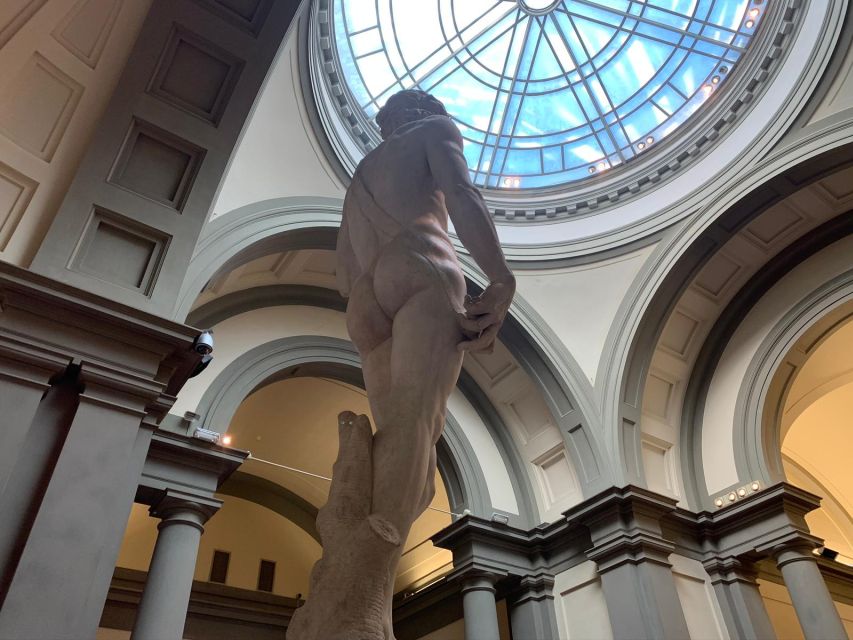 Skip-the-Line Accademia Tour – See Michelangelo’s David! - Meeting at Via Cavour 21 red