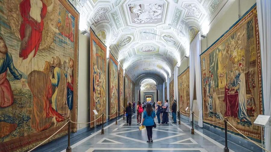 Skip-the-Line Entry Tickets Vatican Museums & Sistine Chapel - Raphael Rooms and the School of Athens