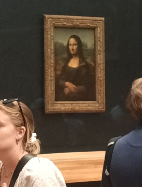 Skip the Line Guided Tour of Louvre Museum Highlights - Venus de Milo and the mystery of a missing detail