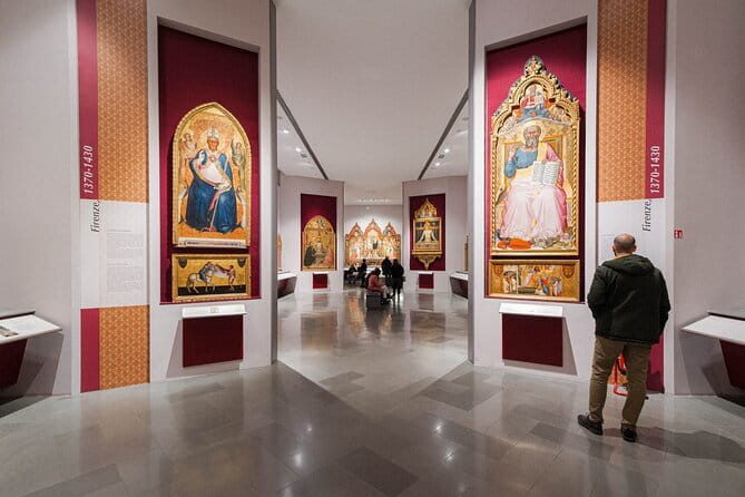 Skip the Line: Guided Tour of Michelangelo’s David at Accademia - Michelangelo’s Prisoners and the unfinished idea