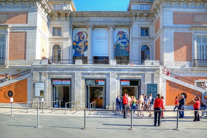 Skip the line: Prado Museum Monolingual Guided Tour - The strongest part: a guide who tells the story well