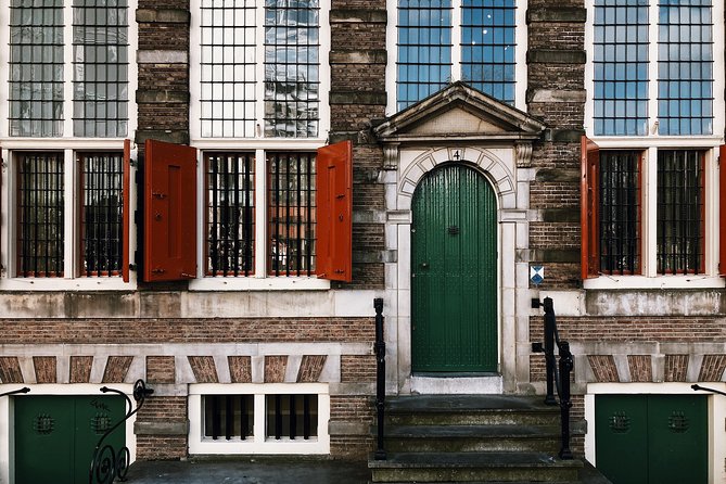 Skip-the-line Rijksmuseum & Rembrandt House Semi-Private 8ppl Max - A small group changes the museum experience
