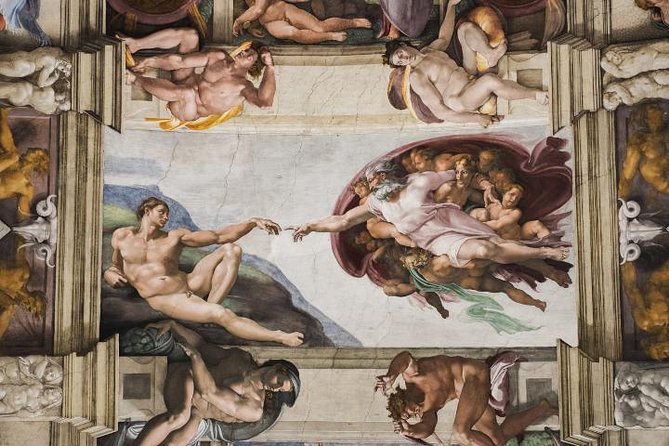 Skip the Line Tour: Vatican Museums and Sistine Chapel - Entering the Vatican Museums after security