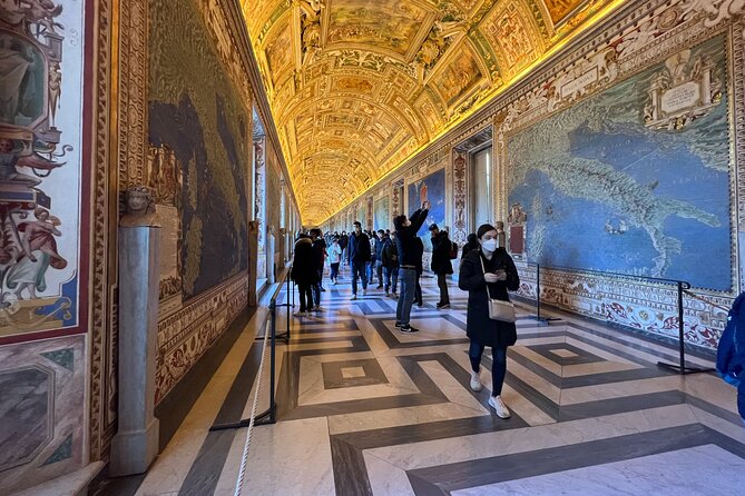 Skip the Line: Vatican Museum, Sistine Chapel & Optional Basilica - Raphael’s Rooms and the high point of Renaissance painting