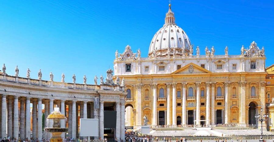 Skip the line Vatican Museum Sistine & St.Peter Private Tour - The Carriage Museum and the Borgia Apartments