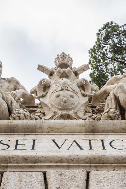Skip-The-Ticket-Line Vatican Museums & Sistine Chapel Entry - Classical sculpture in Museo Pio Clementino