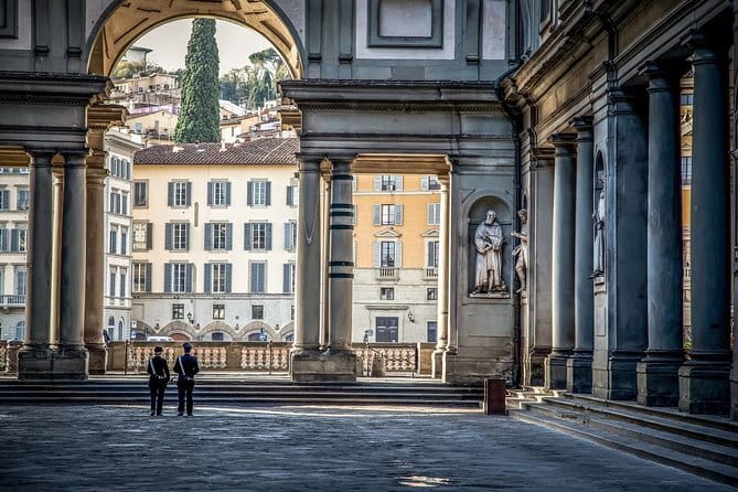 Small Group Guided Uffizi Gallery Tour with Timed Entry - Inside the Uffizi: A Focused Route Through Masterpieces