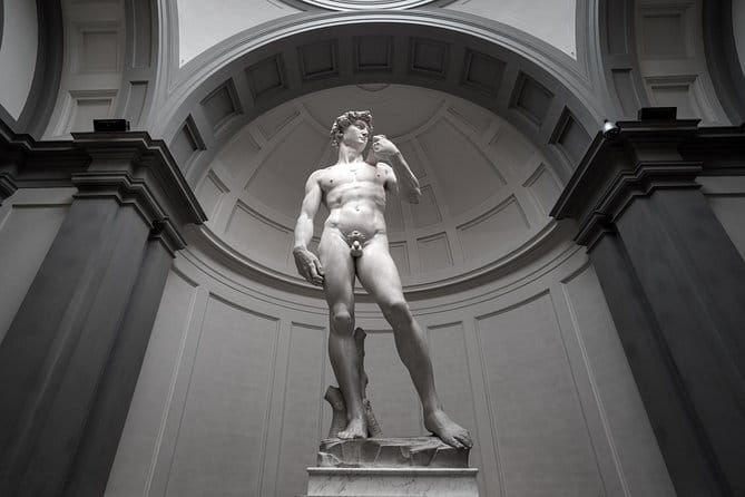 Small Group Uffizi & Accademia Museum with Walking Tour - Why this pairing works so well in Florence