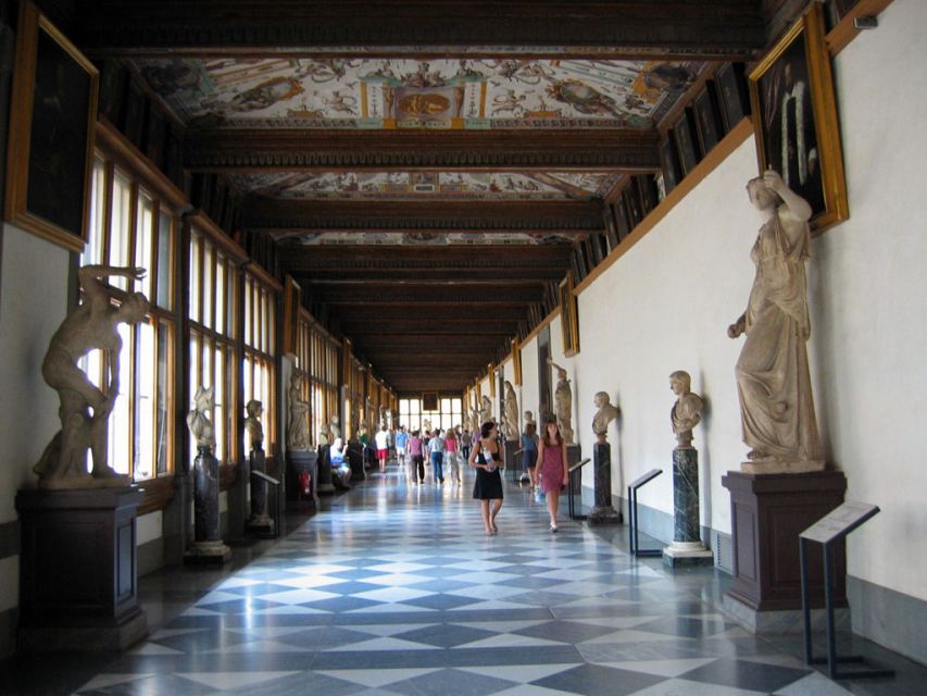 Small-Group: Uffizi & walking tour of Florence skip the line - Who gets the best value from this tour