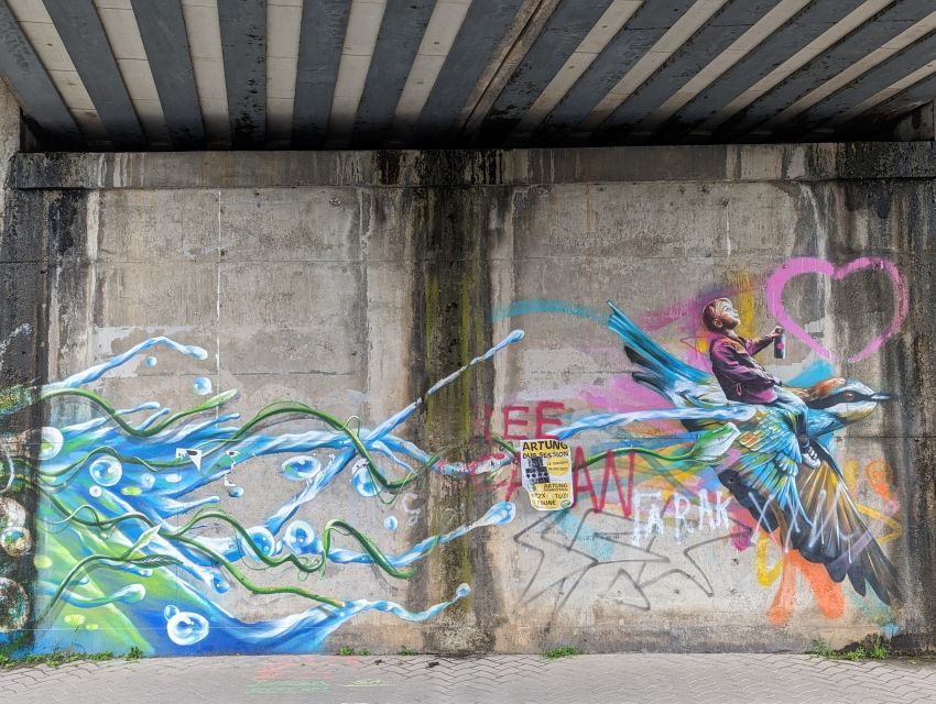Strasbourg : Street-Art Tour - Nicolas adds history to the artwork