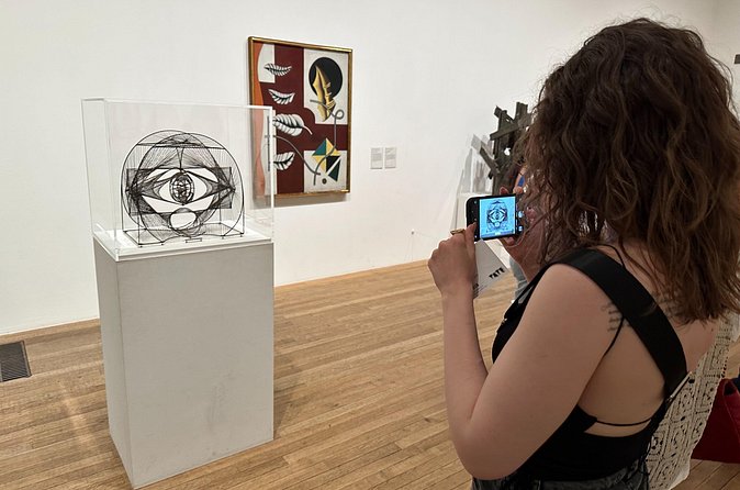 Tate Modern Private Tour in London with Blue Badge Guide - Blue Badge Guidance and Art-History Context
