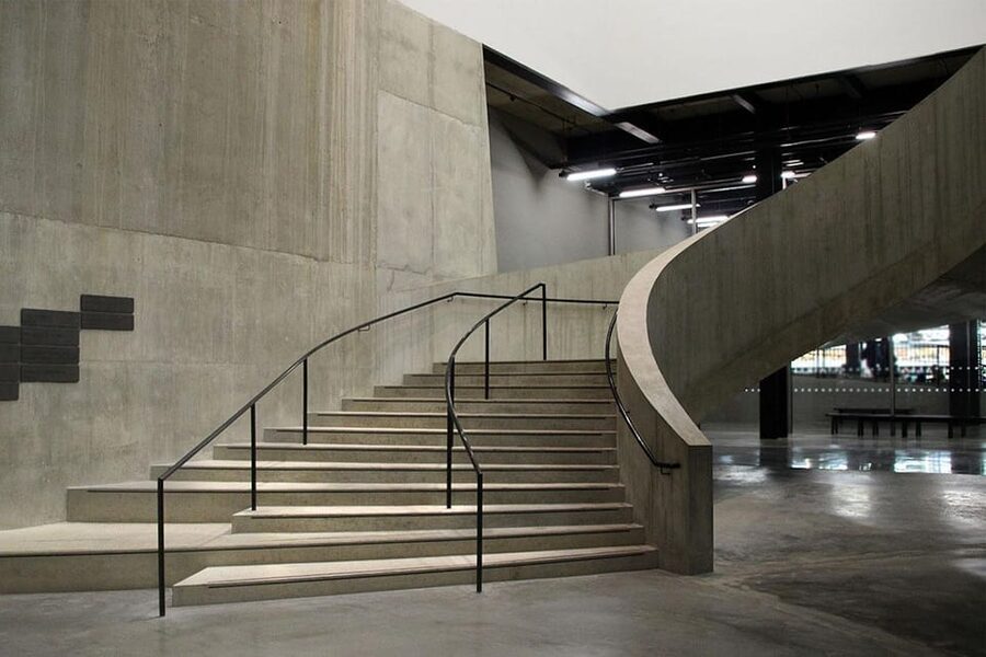 Tate Modern Tour | Semi-Private Experience - Entering Tate Modern with less waiting