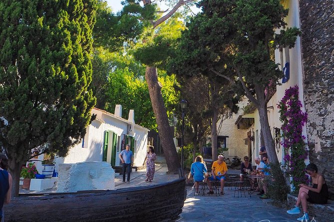 The Dalí Triangle & Cadaqués Day Trip from Girona - Dani, Daniel, and the value of a small group