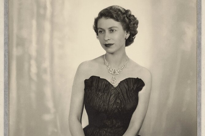 The Kings Gallery - Queen Elizabeth II: Her Life in Style - Who will get the most from this experience