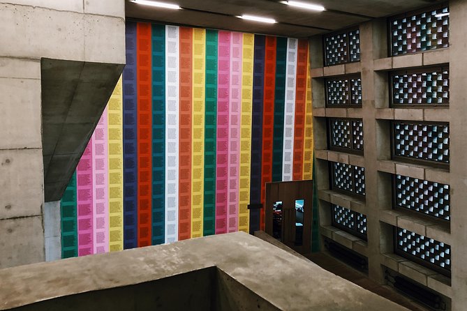 The Tate Modern London - Exclusive Guided Museum Tour - Two hours, one meeting point, and practical limits