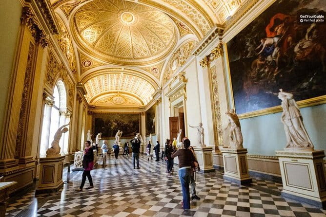 The Uffizi discovery tour with your private guide in Florence - Is $210.04 per person good value?