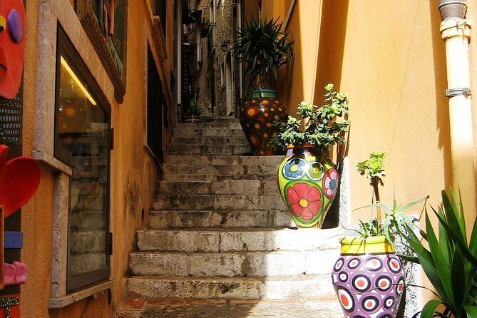 Torremolinos with Picasso Clues Self Guided Treasure Hunt - Starting at Plaza Blas Infante