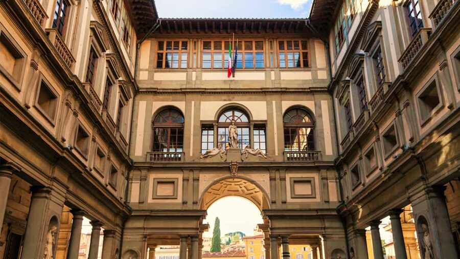 Uffizi & Accademia Guided Tour with Michelangelo’s David - Meeting Michelangelo’s David at the Accademia