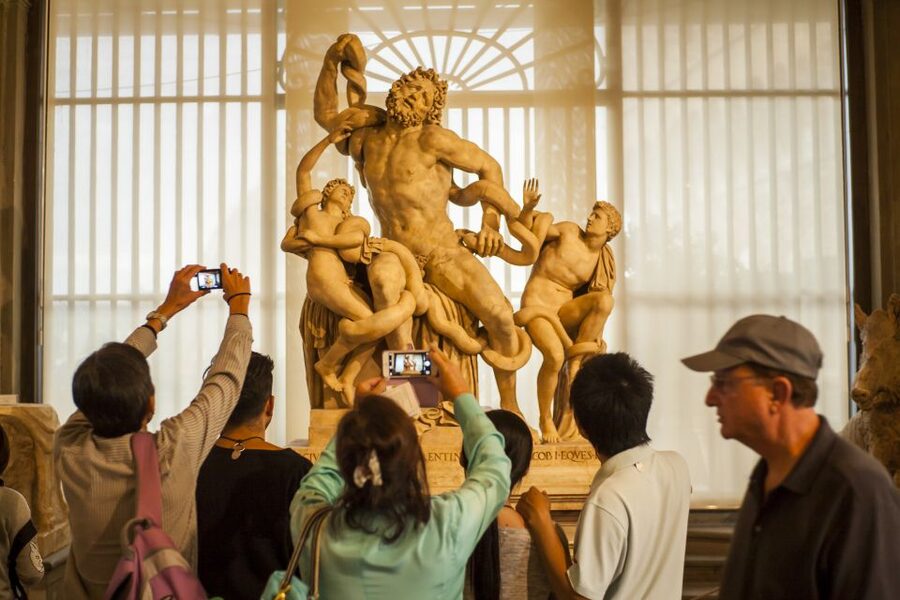 Uffizi & Accademia Guided Tour with Michelangelo’s David - Botticelli and da Vinci inside the Uffizi