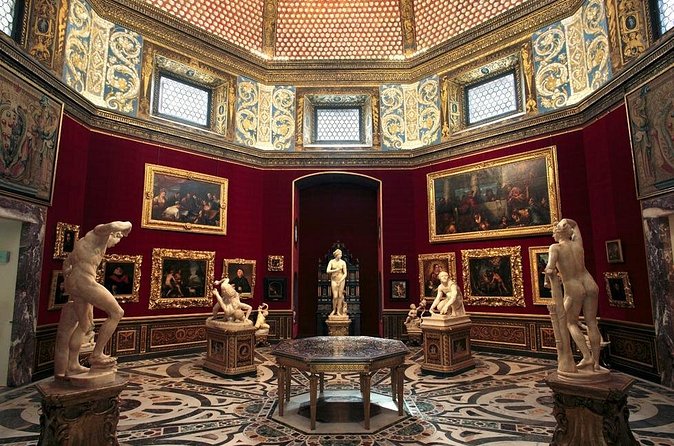 Uffizi & Accademia Private Guided Museum Tour -Timed Entry Ticket - What private guiding adds to the visit