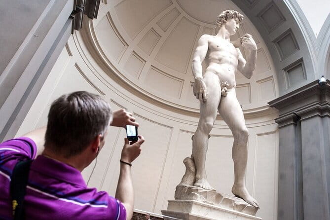 Uffizi and Palazzo Vecchio Combo Private Tour - What the guide style can add