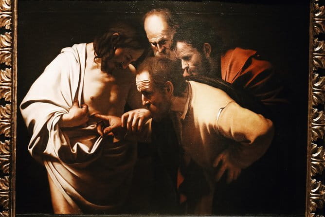 Uffizi Gallery Florence Guided Tour Semi-Private 8ppl Max - The building tells part of the story