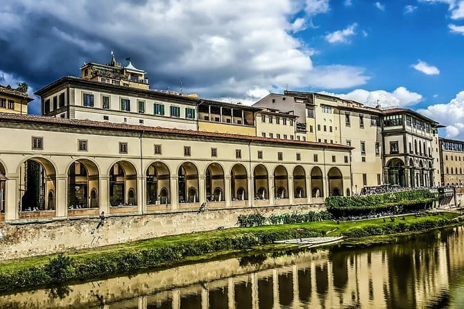 Uffizi Gallery Private Tour with 5-star Guide - Key points before you book