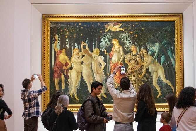 Uffizi Gallery Small Group Guided Tour with Tickets - A small group capped at nine people