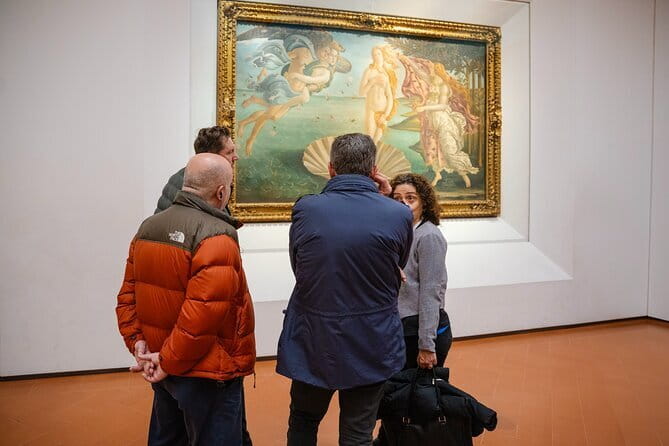 Uffizi Gallery Tour with Wine Tasting in Florence - Inside the Uffizi, from Medici offices to world-famous art