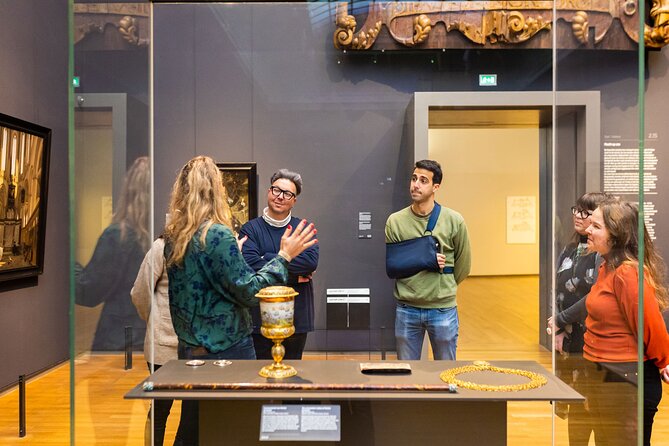 Ultimate Combo: Rijksmuseum, Van Gogh Museum, Canal Boat Cruise - What the small group changes