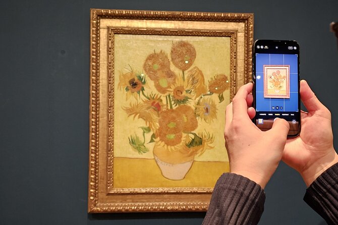 Van Gogh Museum Amsterdam Small Group Guided Tour - Why this museum tour works best with a guide